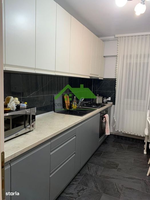 3 camere, bloc cu lift, renovat 2021 – zonă centrală — fotografia 3