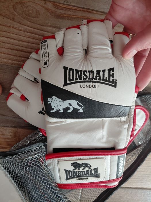 Mânuși  Lonsdale London cumpărate din UK