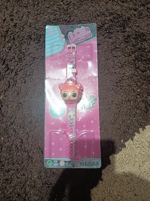 Vând ceas copii și ghiozdan