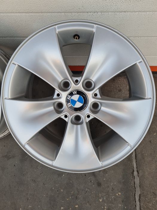 Оригинални джанти за BMW R16 5x120 ET34 7J