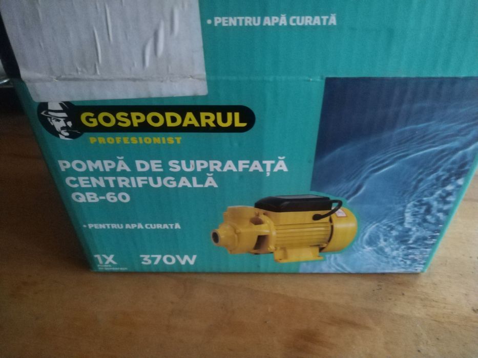 Vând pompa funcțională