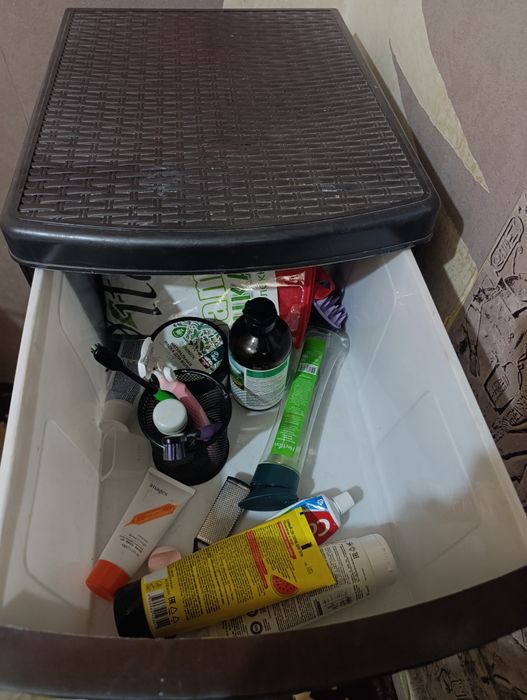 Пластиковый комод