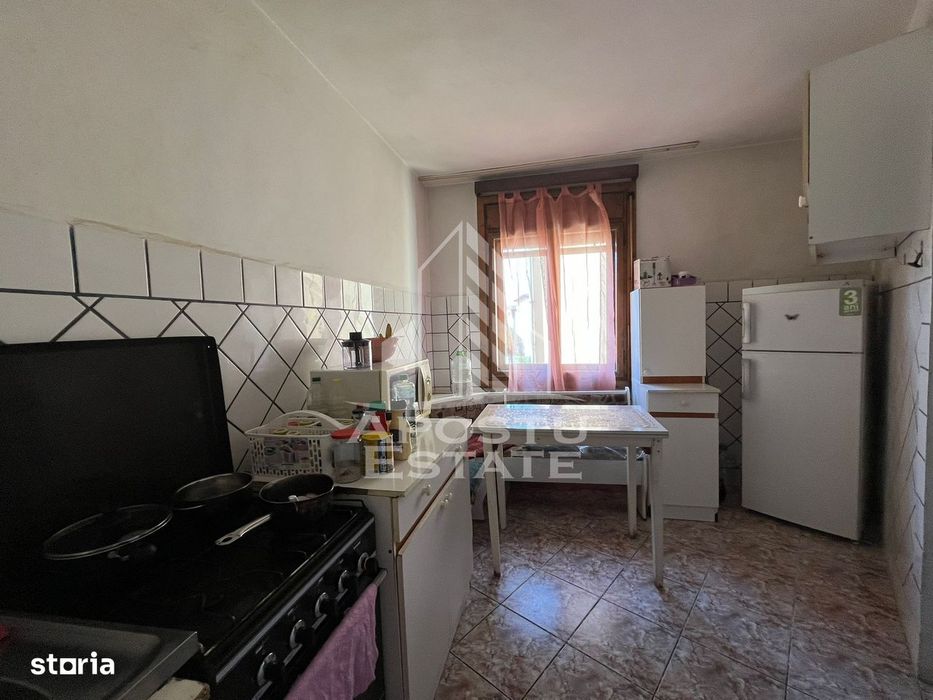 Apartament cu 2 camere, semidecomandat, Spitalul Judetean