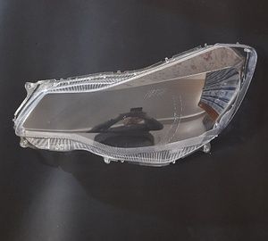 Стекла фар  Subaru forester xv 11-17г.