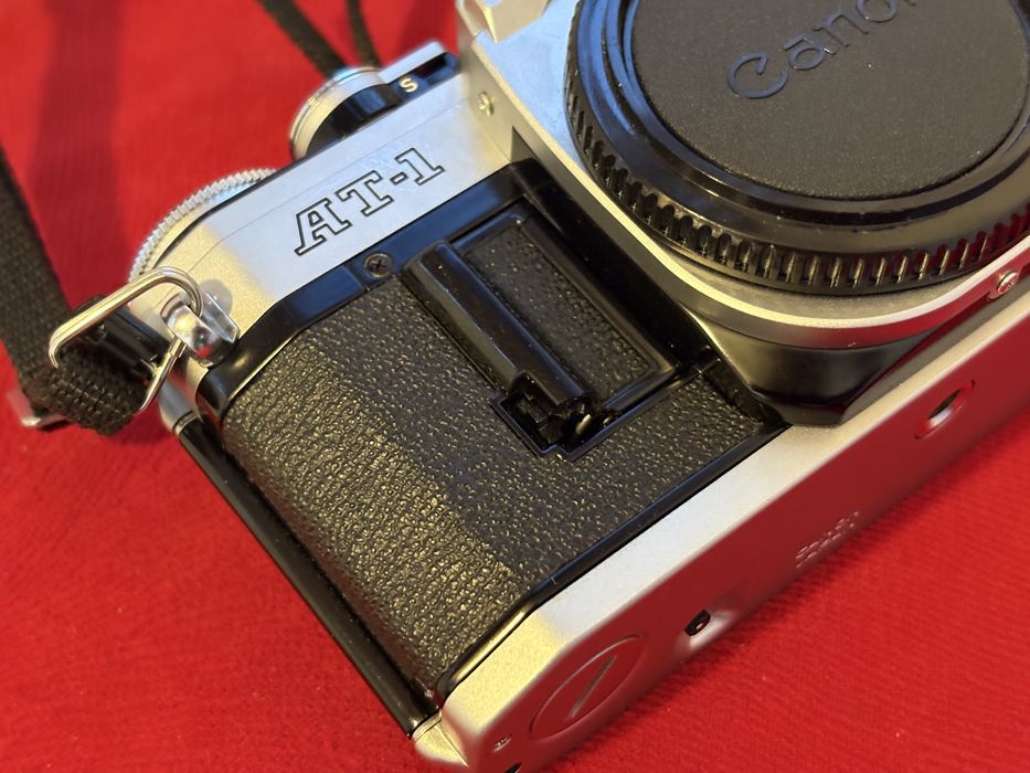 Aparat foto Canon AT-1 - de colectie