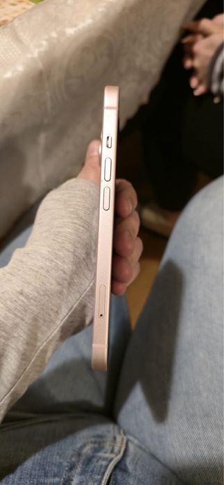 Iphone 15,roz,128 gb