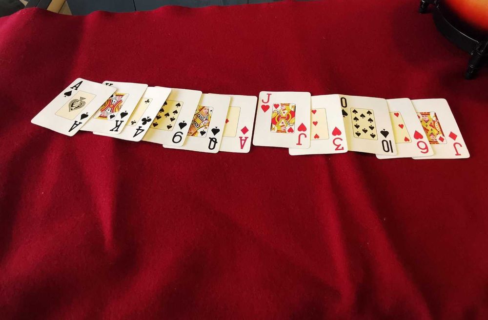 покривка за карти (Блек Джек) + обувка