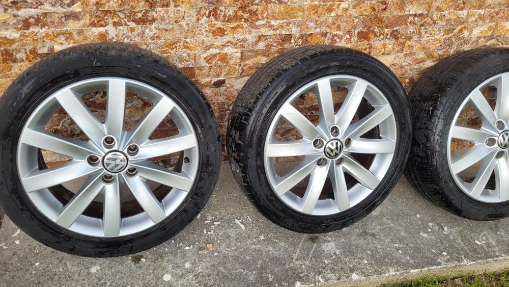 Vând jante VW originale R17  5×112