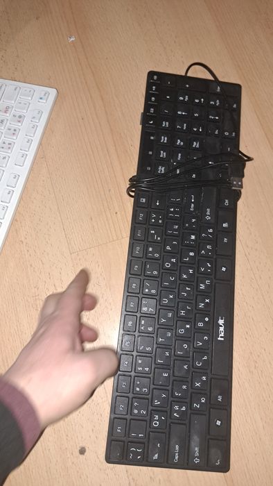 Продава се клавиатура.