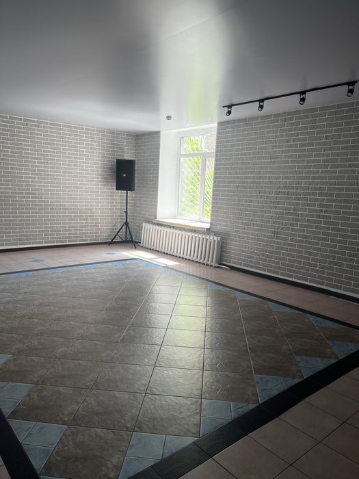 Продам действубщее кафе