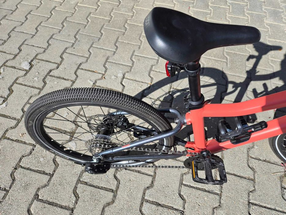 WOOM 4 Original - Bicicletă copii, 8 viteze, frâne disc,  20”