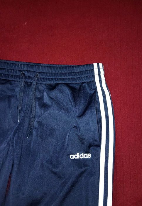 Из Америки, спортивные трико "ADIDAS ESSENTIALS 3-STRIPES TAPERED"