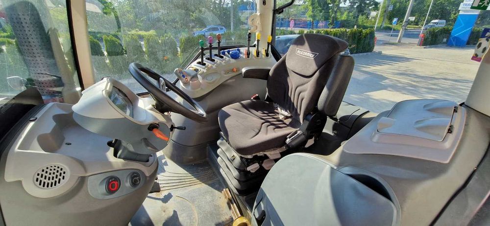 Tractor McCormick X7.690 Efficient T3 SH