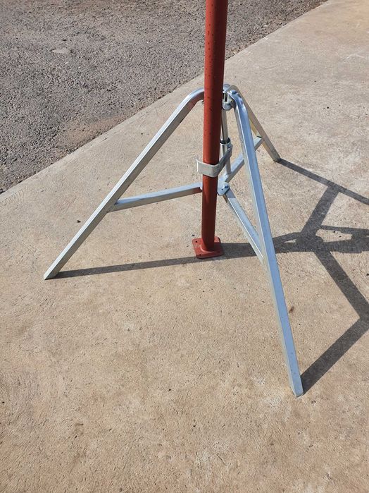 Montanti cofraj profil U cu cioc, distantieri metalici cofraj, pene