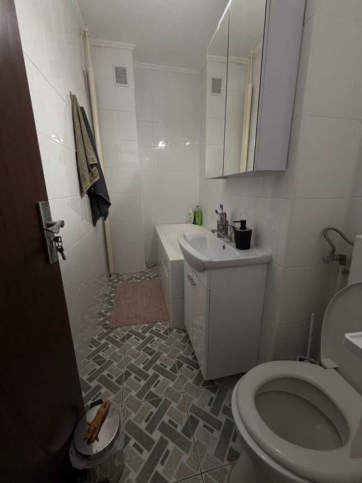 Garsonieră de Inchiriat