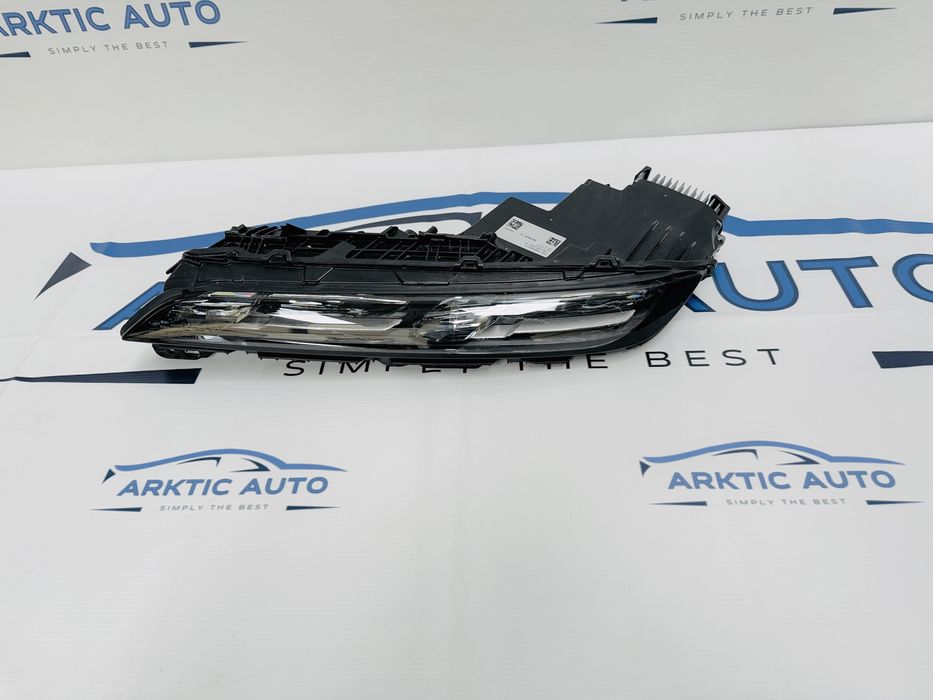 Far stanga Crystal Led BMW seria 7 dupa 2022 cod 9879935-14