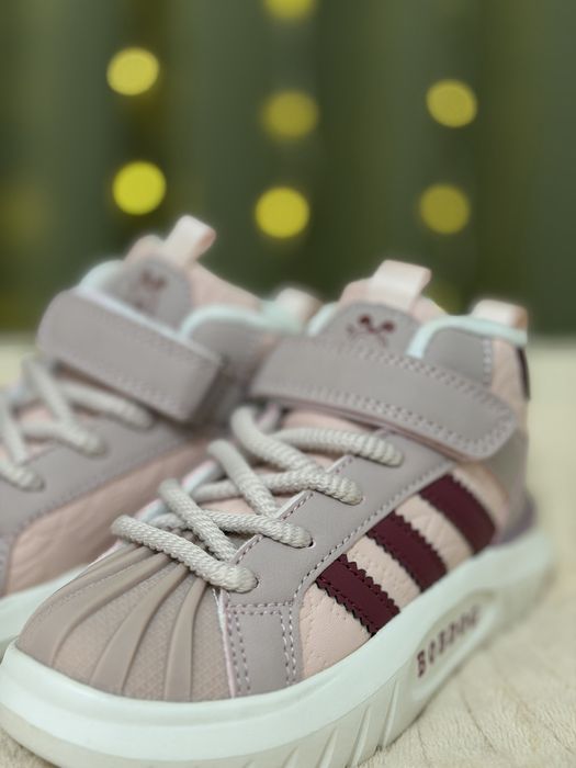 Кроссовки демисезон