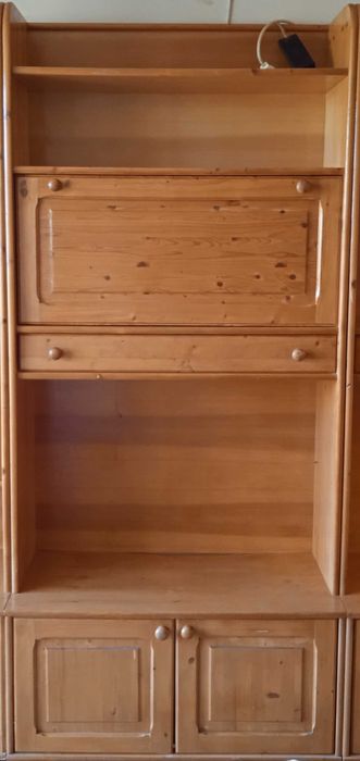 Модул от секция с барче