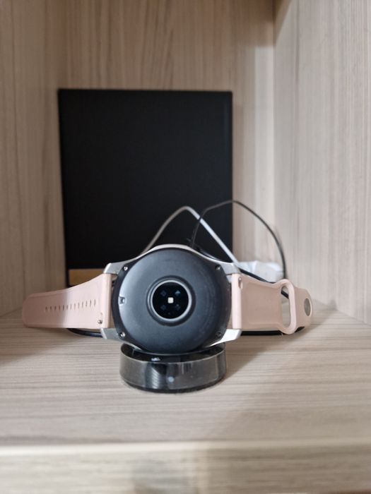 Продам часы самсунг