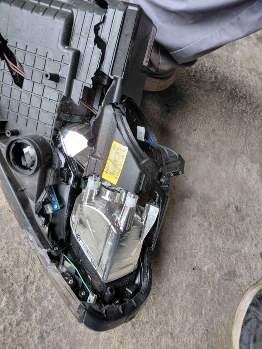 Ляв фар за Kia Ceed 2014-2020г