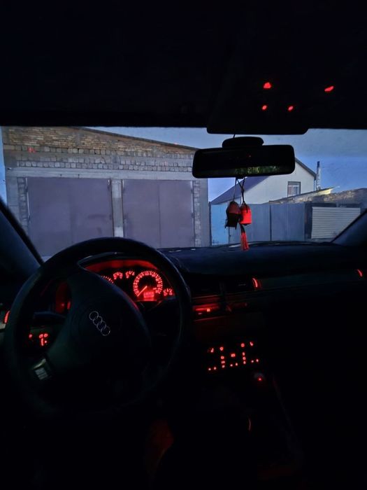 Продам Audi A6 C6 1997