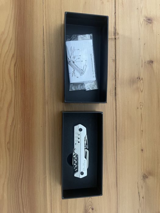 Мултифункционални нож и карабинер Pinitinox