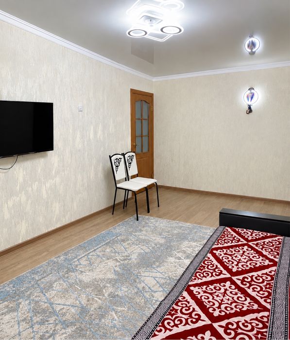 Продается 2-комнатная квартира по пр. Строителей