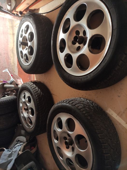 Джанти Alfa Romeo 5х98 със зимни гуми