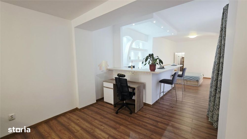 Apartament premium 80 mp Prima inchiriere Curte proprie 40 mp Strada P