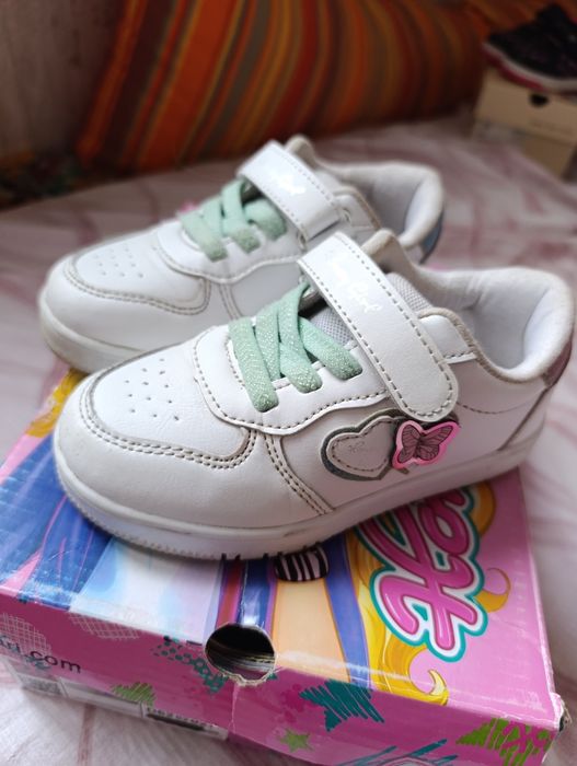 Кросовки на девочку