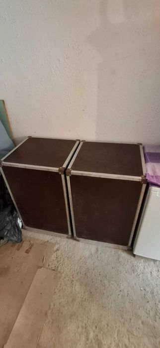 Vând Boxe active si mixer Mackie, aduse din USA