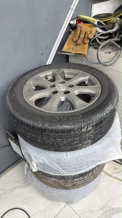 камри 45 215/55/16