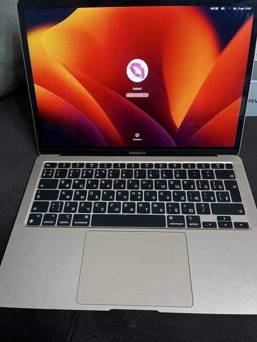 MacBook Air 13-inch