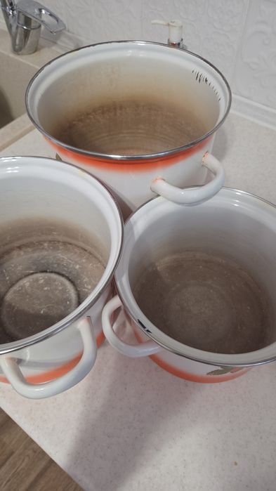 Набор эмалированных кастрюль 3 шт