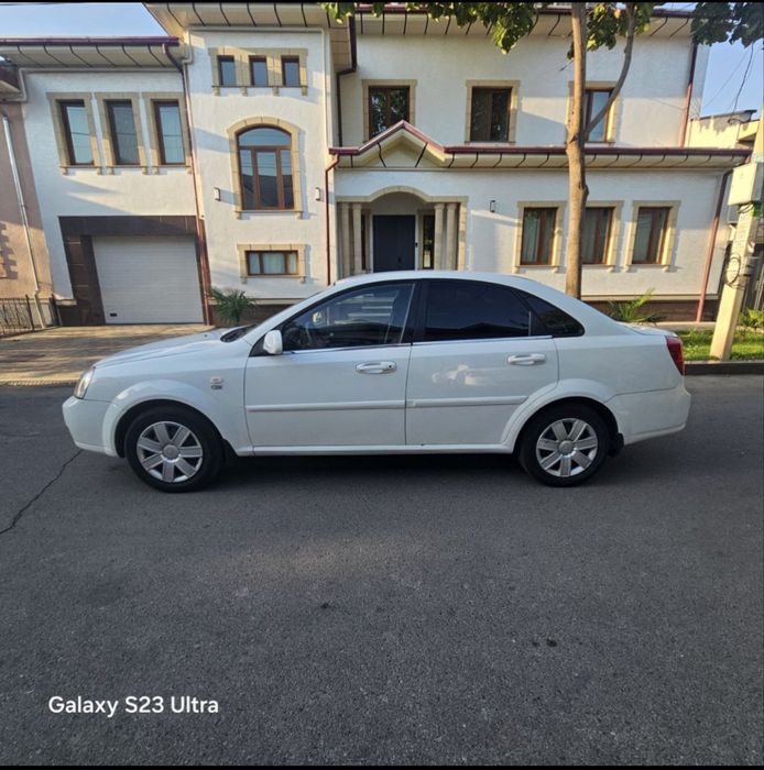 Lasetti 1.8 metan gazi bor
