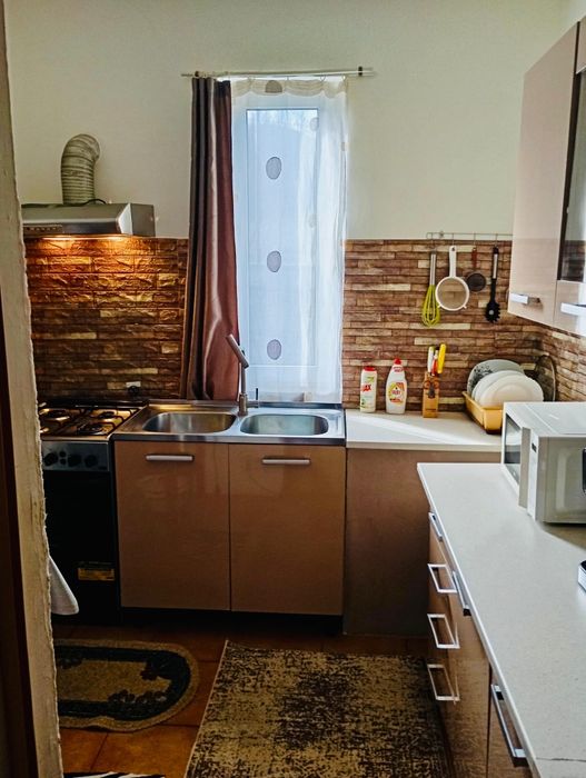 Vând casă în Țebea la 7km de mun Brad