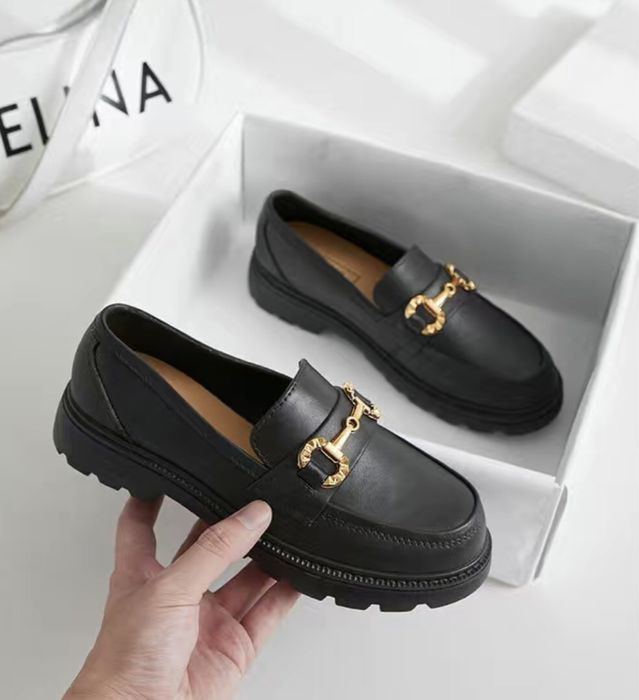 Туфли лоферы женские