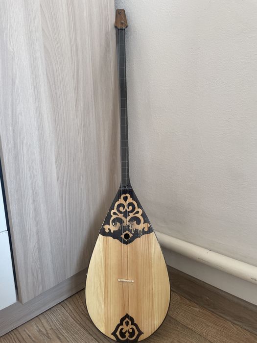 Продам домбру идеальная для новичка