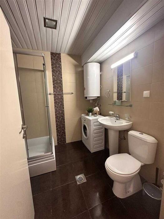 Дава се под наем Двустаен апартамент в Бургас, Славейков - 61 кв.м за 178.5 € - Снимка #4