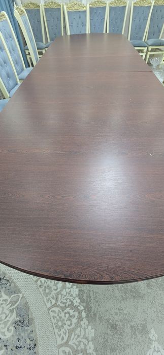Продаётся стол цвет коричневый