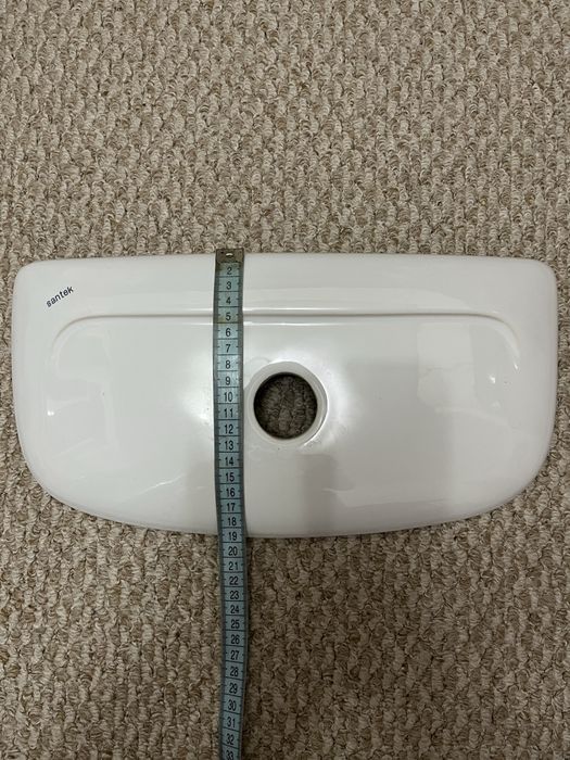 Крыжка от бочка унитаза