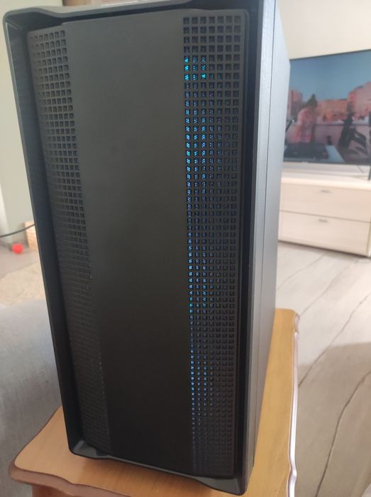 ГАРАНЦИЯ Настолен компютър нов Гаранция Ryzen 5650 pro / SSD 1TB Samsung / 16 GB DDR 4 / 750W Goldd
