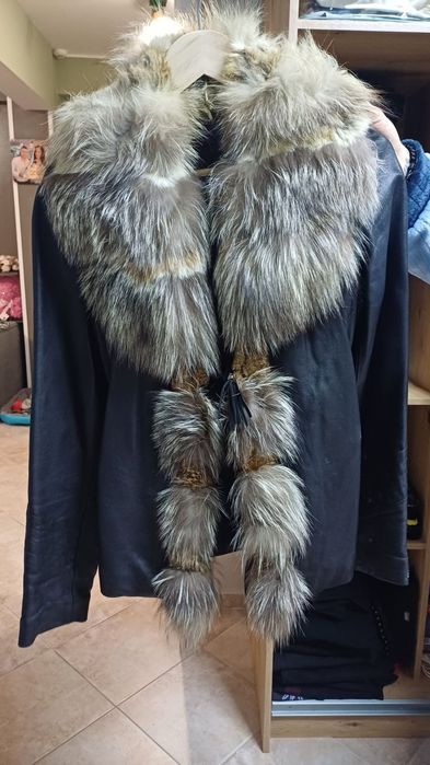 Дамско кожено яке