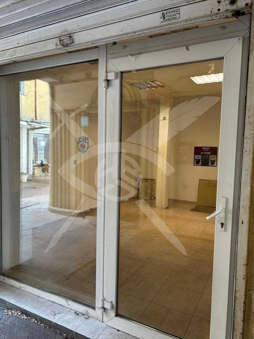 Продава се Магазин в София, Център - 50 кв.м за 2300 €/кв.м - Снимка #4