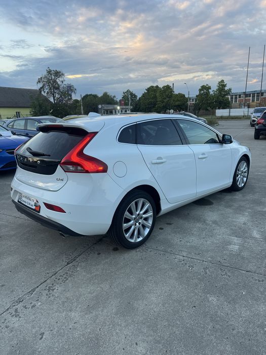 Volvo V40 AUTOMAT 2.0diesel