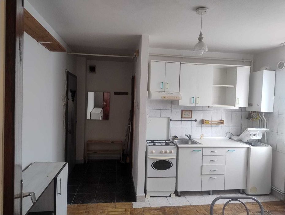 Vând garsonieră în Deva, et 2, zona Dacia