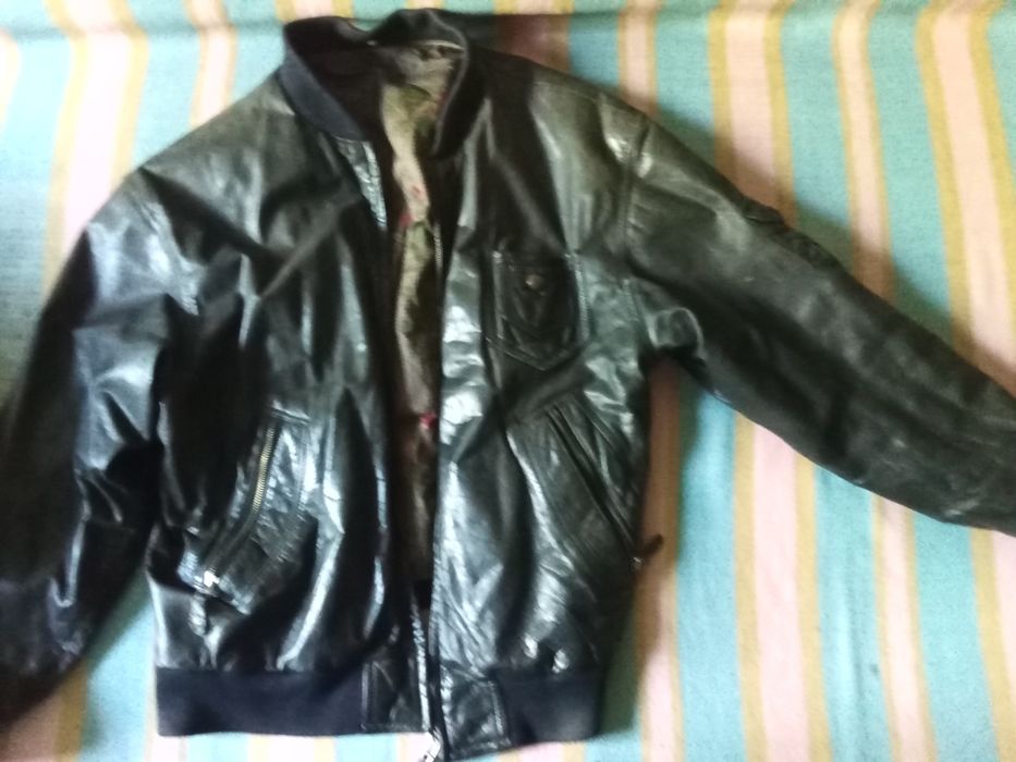 Geci piele second-hand