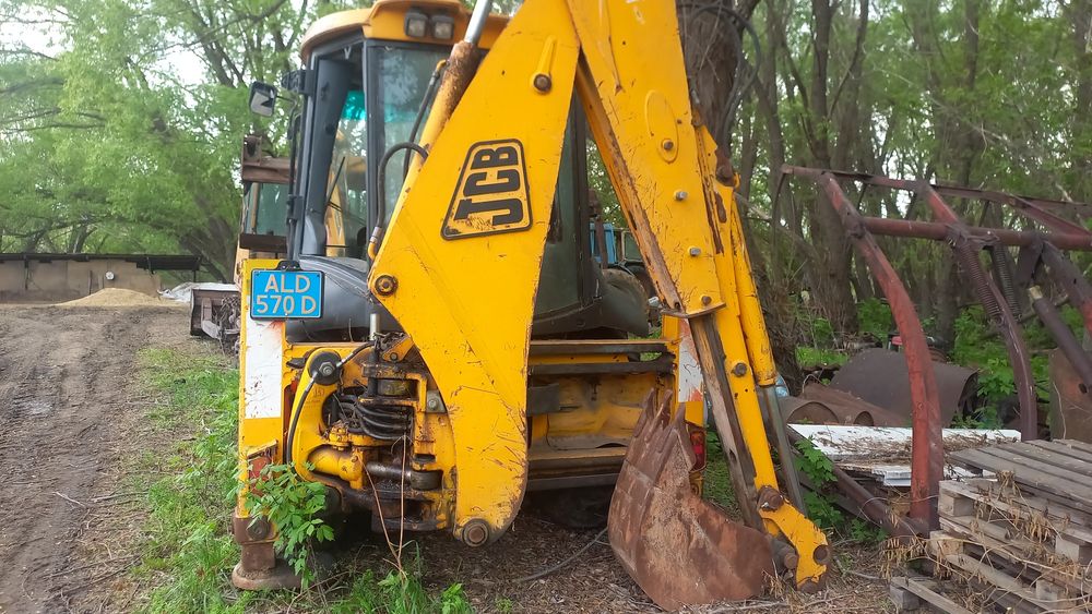 Продам экскаватор погрузчик jcb 3cx