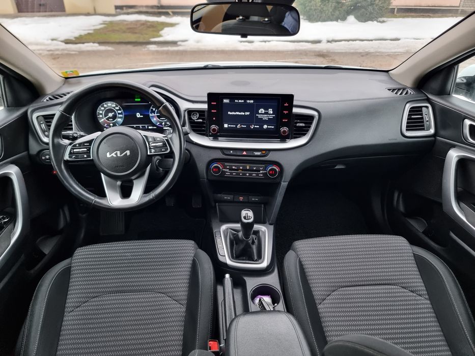 Kia Ceed GPL Facelift Cockpit Hunedoara • OLX.ro