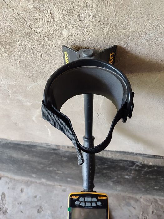 Металоискатель Срочьно Продаетсч